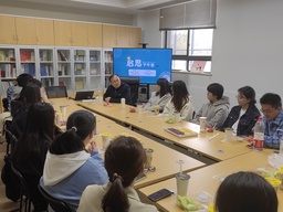 活动回顾｜快乐生活、激活政智，做爱视频
举办就业服务月系列活动，师生畅谈「大学的幸福打开方式」