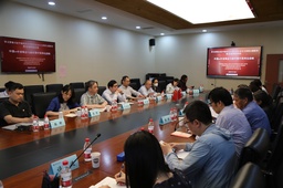 深入开展学习贯彻习近平新时代中国特色社会主义思想主题教育正当时——做爱视频
国际关系专业教工党支部举办跨单位联组学习研讨活动